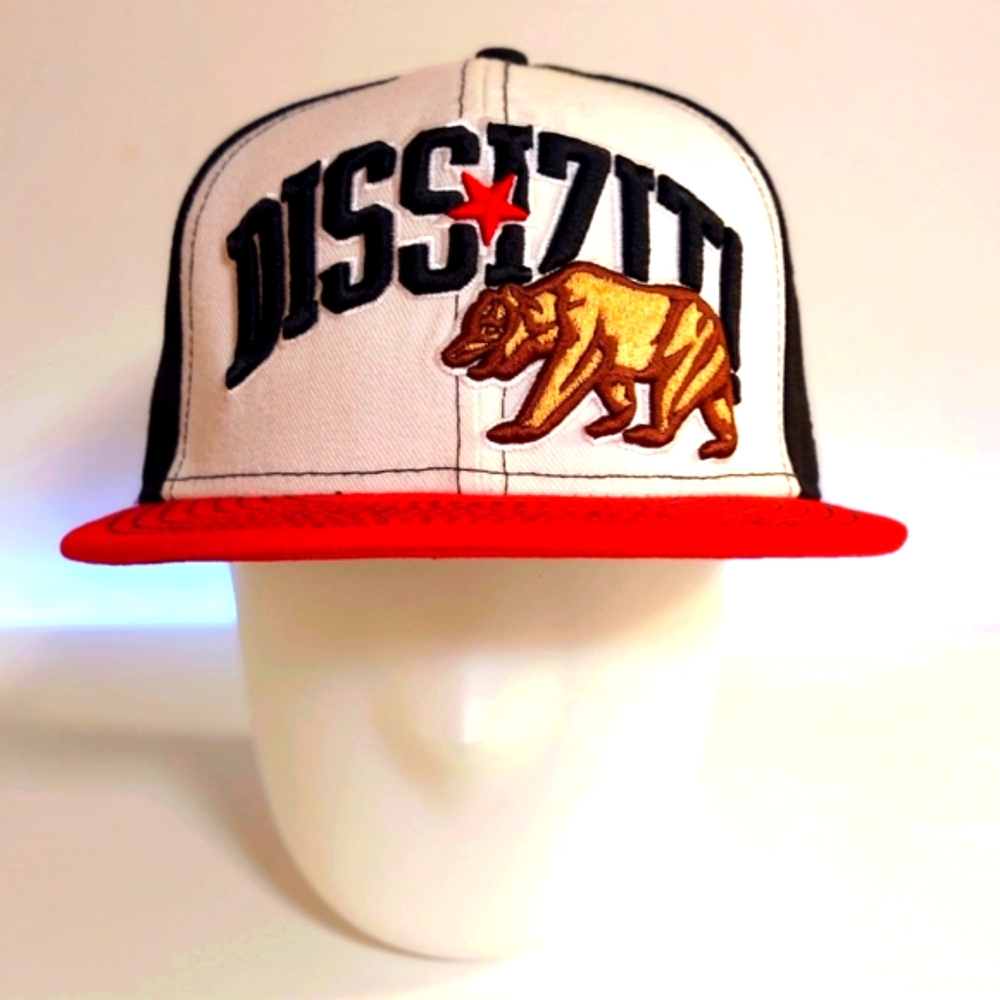 ⭐️ ULTRA RARE LA DISSIZIT CALI BEAR NEW ERA 59FIFTY FITTED HAT ⭐️ Size 7 5/8.